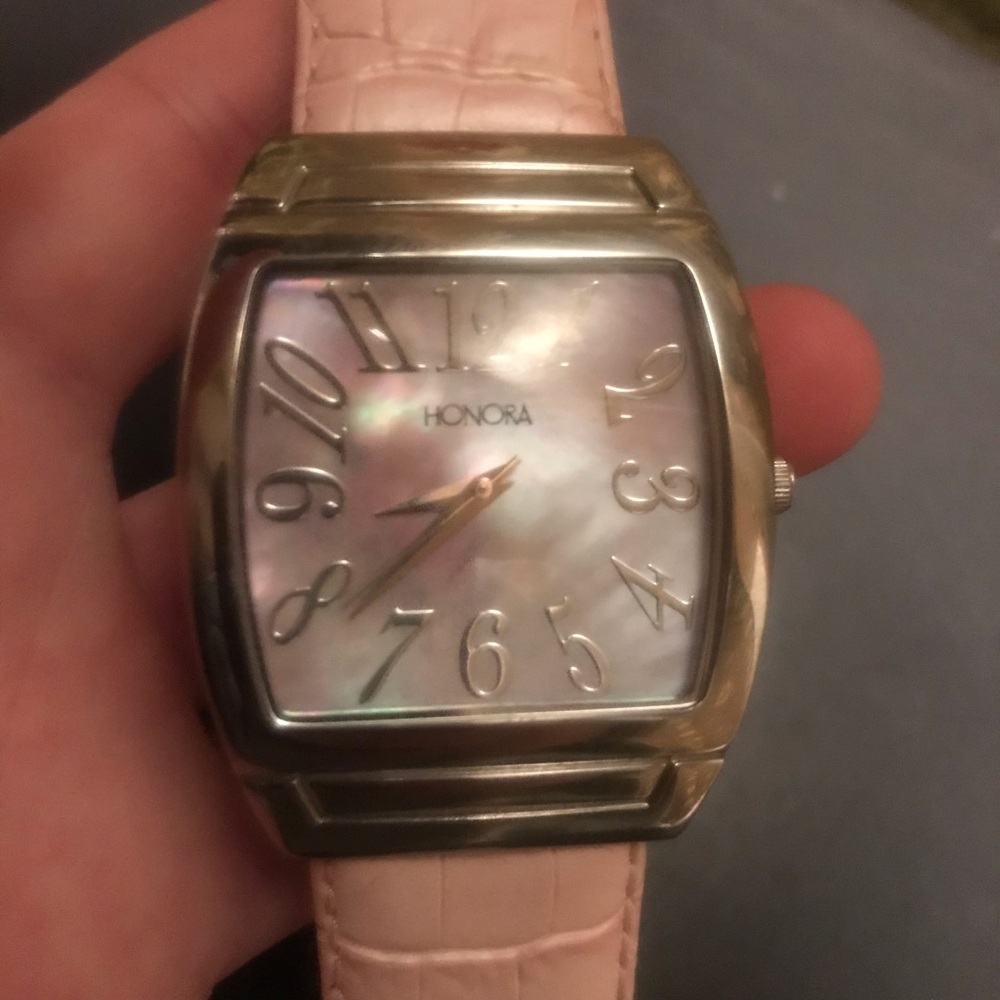 Watch - Picture 2 of 3